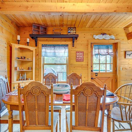 Secluded Black Hawk Log Cabin With Fire Pit! 외부 사진