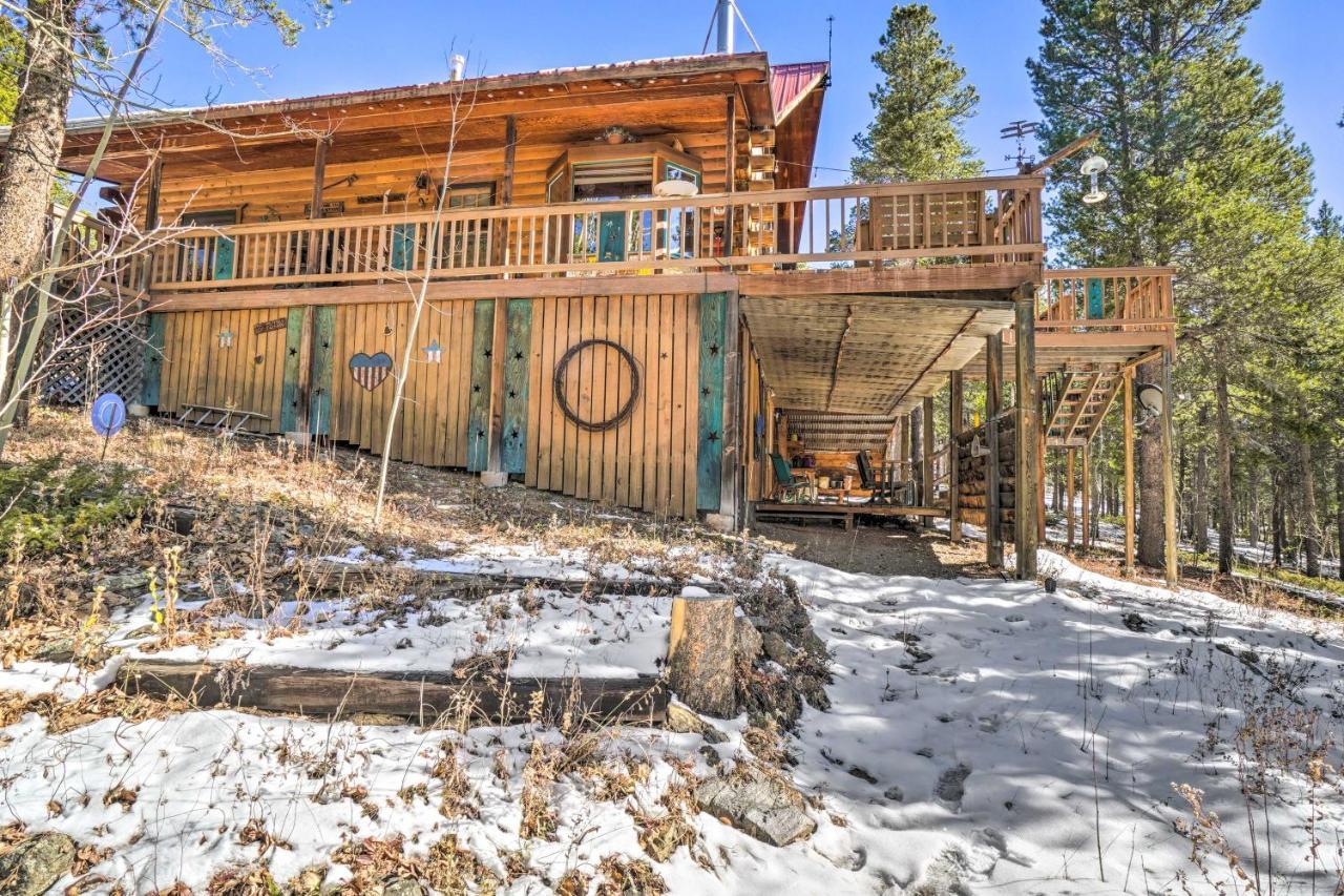 Secluded Black Hawk Log Cabin With Fire Pit! 외부 사진